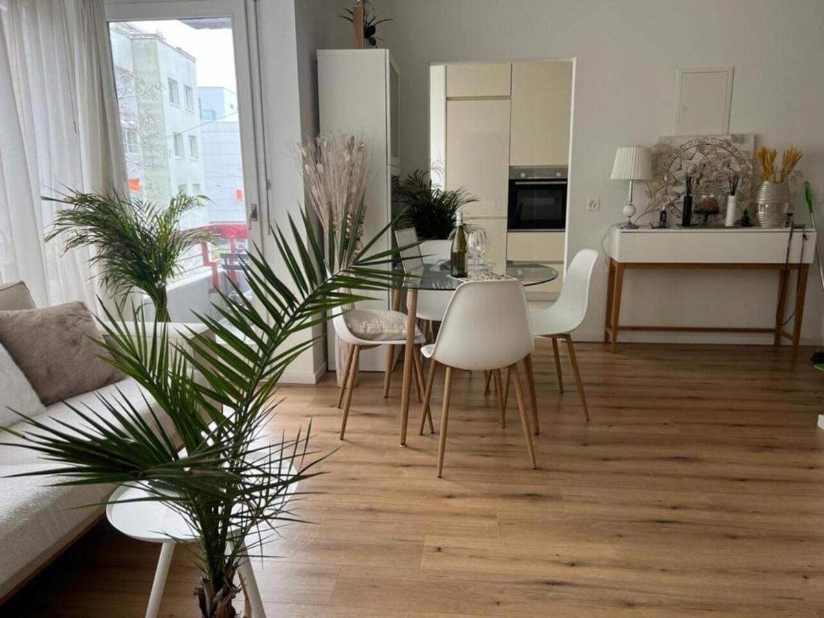 Stylish 1-Bedroom Condo Close To Exhibition Square Basel Exterior photo